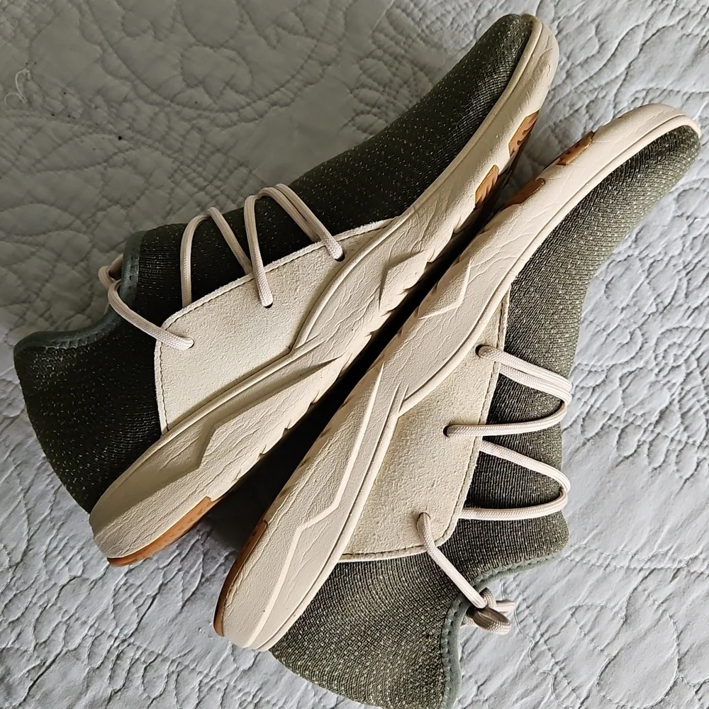Vessi Cityscape Moss Green Sneakers Walking Shoes Waterproof Size 11‎